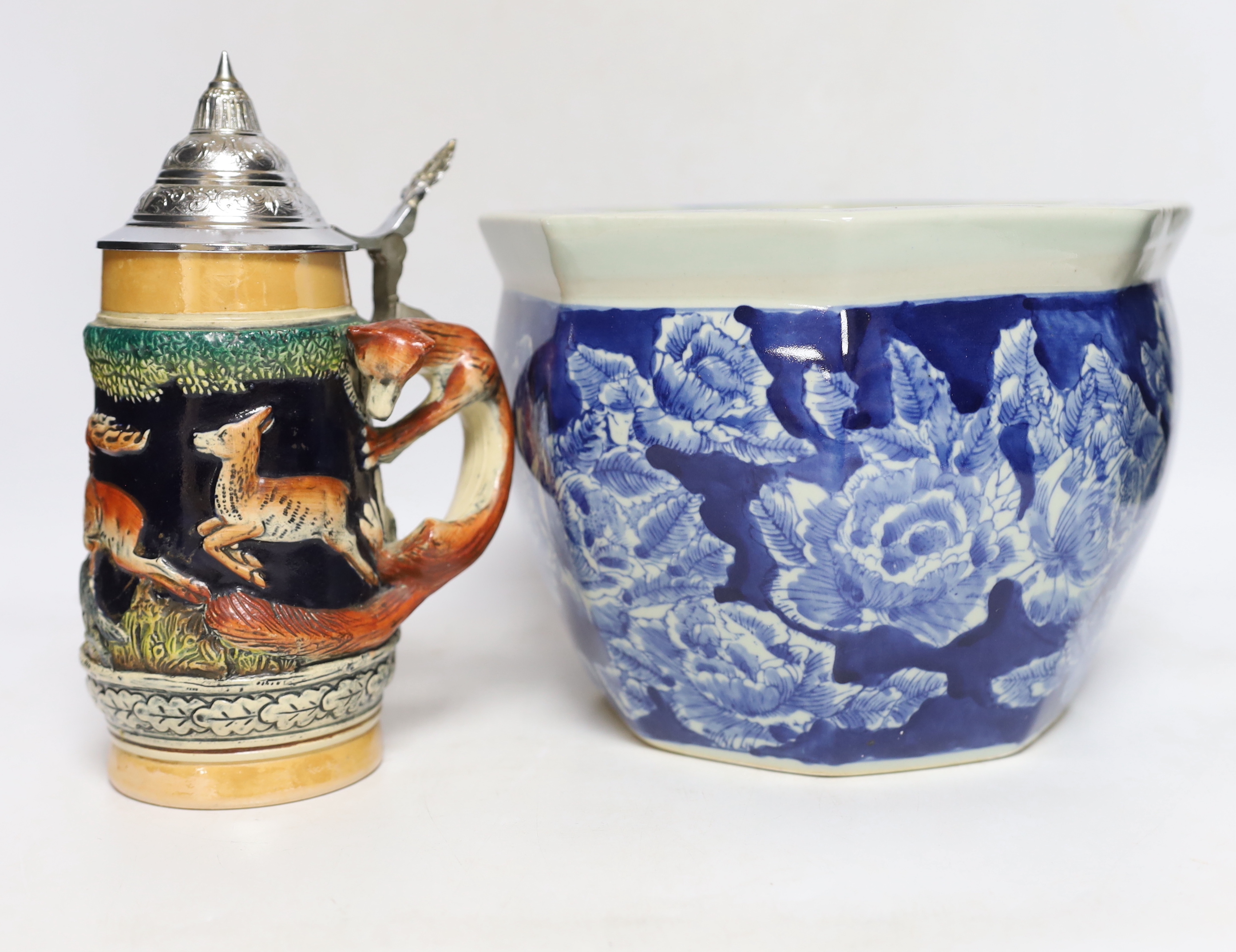 Three Sadler pottery teapots, a blue and white Chinese jardiniere, etc. (8)